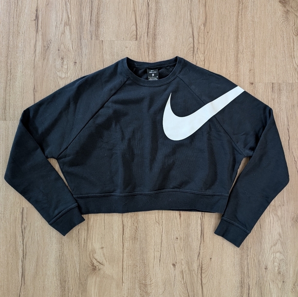 Nike Cropped Sweater SKU1159 - Picture 1 of 3
